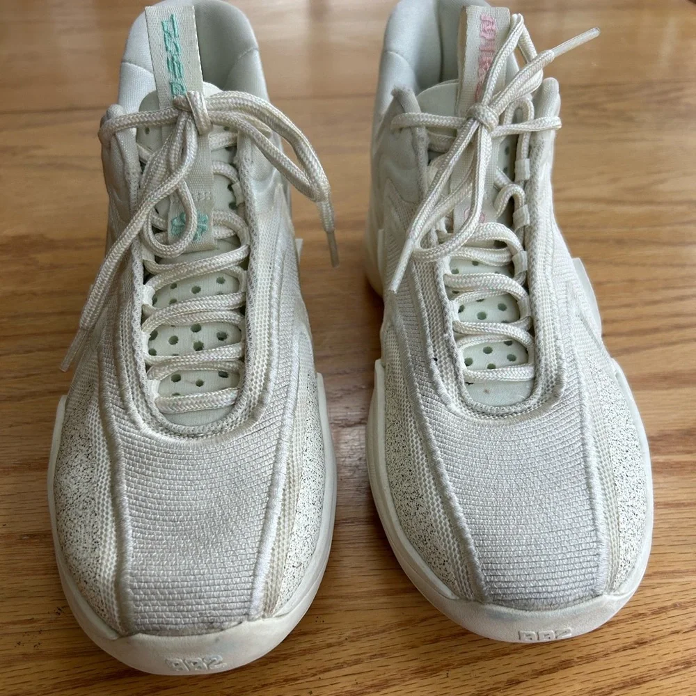 Nike Cosmic Unity 2 Coconut Milk Men’s Sneakers Shoes Size 8 Basketball Athletic